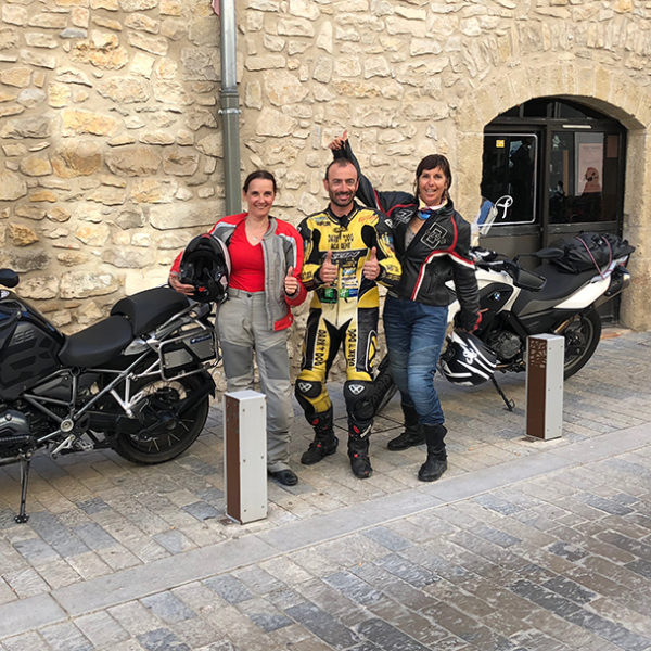 Cours particulier de pilotage moto sur route