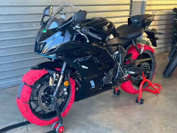 Cliquez ici pour louer la Yamaha R7
